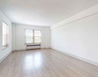 18 South Kingshighway - Photo Thumbnail 376