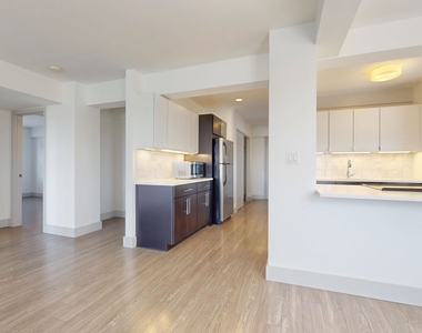 18 South Kingshighway - Photo Thumbnail 377