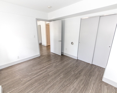 18 South Kingshighway - Photo Thumbnail 360