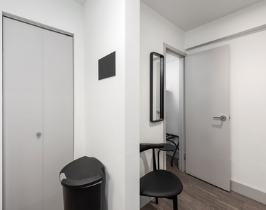 18 South Kingshighway - Photo Thumbnail 232