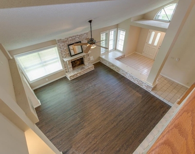 11310 Chiselhurst Way Court - Photo Thumbnail 7