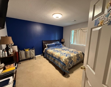 3618 Windhill Lane - Photo Thumbnail 7
