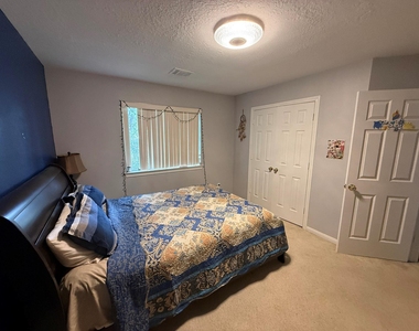 3618 Windhill Lane - Photo Thumbnail 8