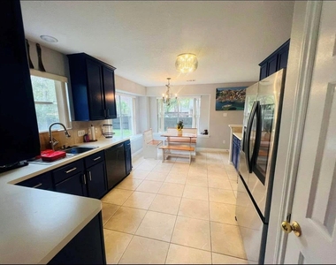 3618 Windhill Lane - Photo Thumbnail 5