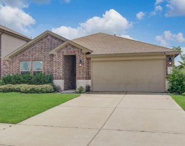 3742 Canyon Shore Lane - Photo Thumbnail 3
