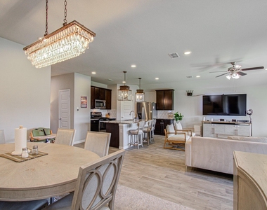 3742 Canyon Shore Lane - Photo Thumbnail 18