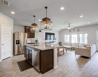 3742 Canyon Shore Lane - Photo Thumbnail 10
