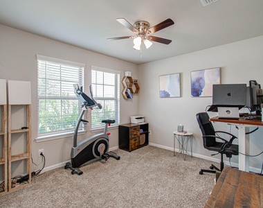 3742 Canyon Shore Lane - Photo Thumbnail 20