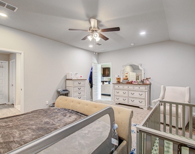 3742 Canyon Shore Lane - Photo Thumbnail 27