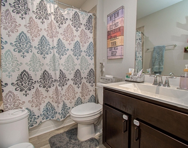 3742 Canyon Shore Lane - Photo Thumbnail 33