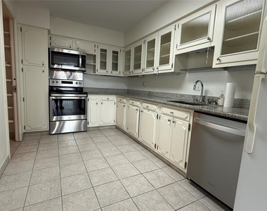 2200 Willowick Road - Photo Thumbnail 7