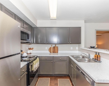 1088 Park Plaza Drive - Photo Thumbnail 1