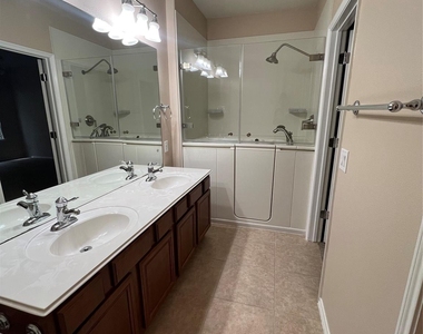 13600 Breton Ridge Street - Photo Thumbnail 13