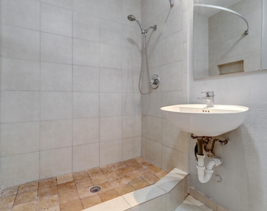 405 Hawthorne Street - Photo Thumbnail 5