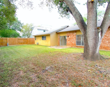 2731 Colony Drive - Photo Thumbnail 14