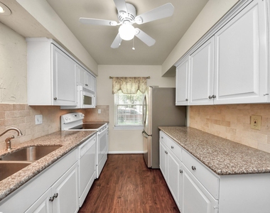 6334 Chevy Chase Drive - Photo Thumbnail 20