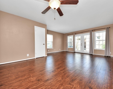 6334 Chevy Chase Drive - Photo Thumbnail 6