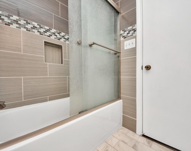 6334 Chevy Chase Drive - Photo Thumbnail 18