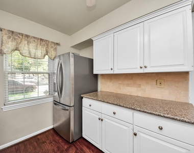6334 Chevy Chase Drive - Photo Thumbnail 19