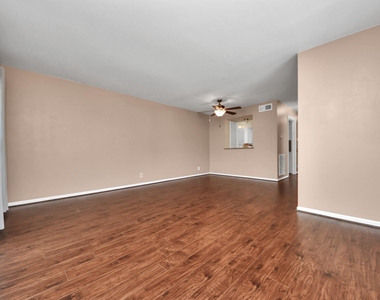 6334 Chevy Chase Drive - Photo Thumbnail 15