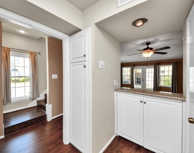 6334 Chevy Chase Drive - Photo Thumbnail 5
