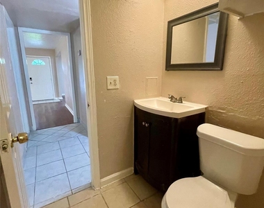11906 Binghampton Drive - Photo Thumbnail 13