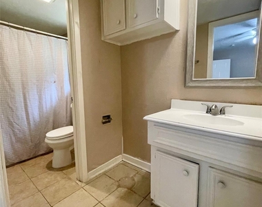 11906 Binghampton Drive - Photo Thumbnail 12