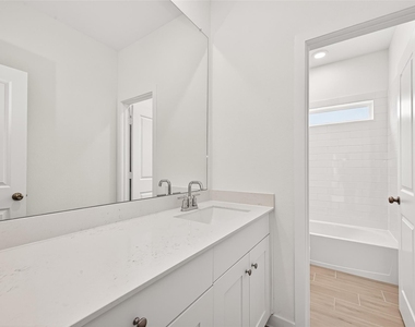 2826 Garden Meadow Street - Photo Thumbnail 18