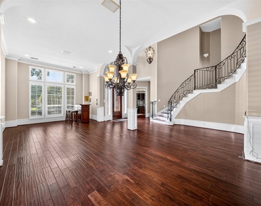 16410 Emilia Court - Photo Thumbnail 5