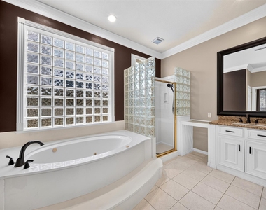 16410 Emilia Court - Photo Thumbnail 14