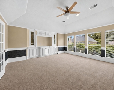 16410 Emilia Court - Photo Thumbnail 12