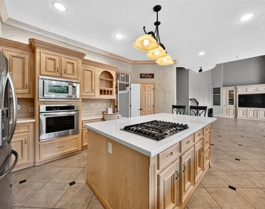 16410 Emilia Court - Photo Thumbnail 29