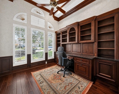 16410 Emilia Court - Photo Thumbnail 6
