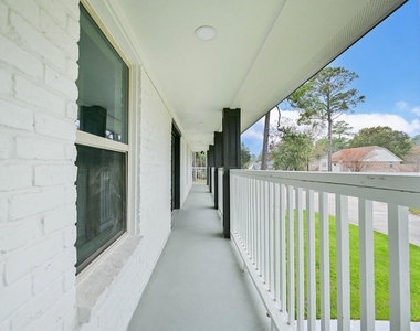 1011 Klamath Lane - Photo Thumbnail 11