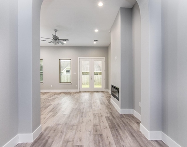234 Hampton Glen Rd - Photo Thumbnail 1