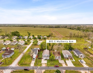 805 E Mulberry Avenue - Photo Thumbnail 16
