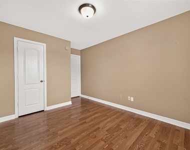 4011 Alexis Circle - Photo Thumbnail 28