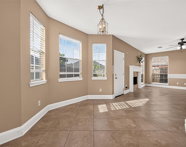 4011 Alexis Circle - Photo Thumbnail 3