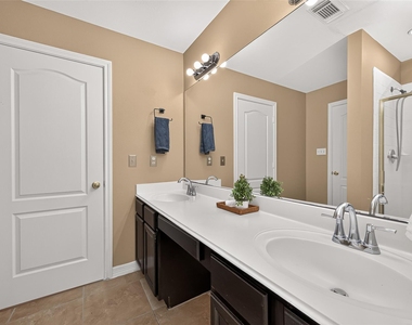 4011 Alexis Circle - Photo Thumbnail 39