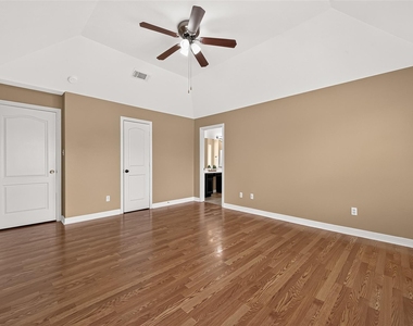 4011 Alexis Circle - Photo Thumbnail 35