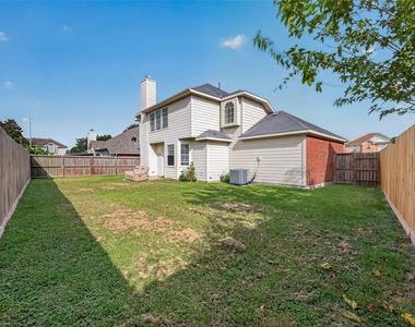 4011 Alexis Circle - Photo Thumbnail 5