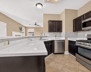 4011 Alexis Circle - Photo Thumbnail 18