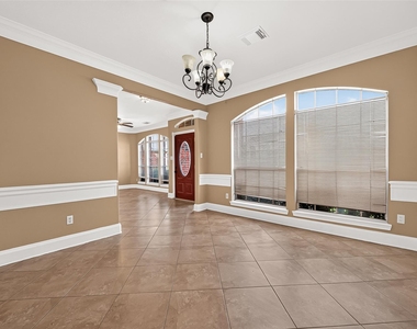 4011 Alexis Circle - Photo Thumbnail 12
