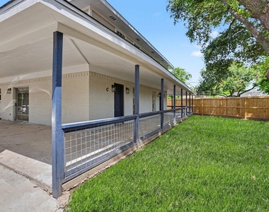 2119 Barr Street - Photo Thumbnail 14
