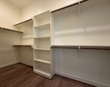 5915 Haring Lane - Photo Thumbnail 8