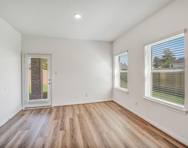 11955 Pondwood Drive - Photo Thumbnail 12