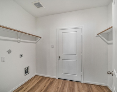11955 Pondwood Drive - Photo Thumbnail 22