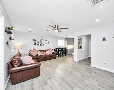 834 Ellington Street - Photo Thumbnail 6