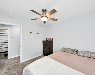 834 Ellington Street - Photo Thumbnail 23