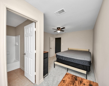 23366 High Point Street - Photo Thumbnail 29
